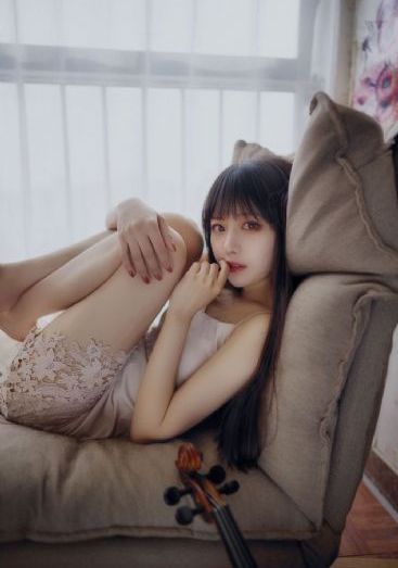小受夹腿憋尿时被攻按小腹_BD英语电影在线观看