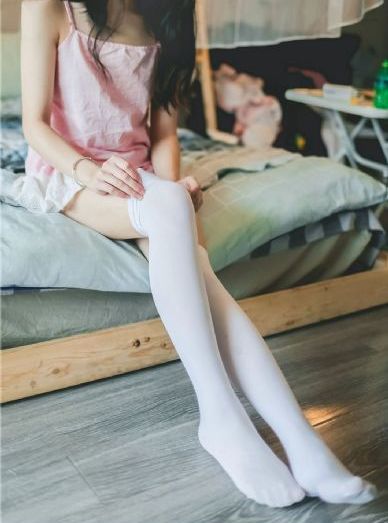 《年轻的妻子》_超清手机在线看
