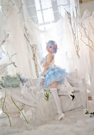 亚洲美女与野兽_手机免费观看