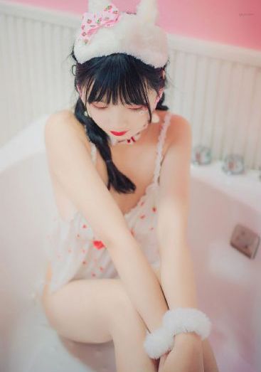 偷窥女友无删减全集动漫_BD英语全集免费观看