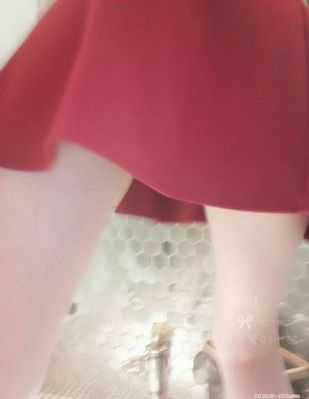海滩厕所偷窥_高清迅雷电影在线